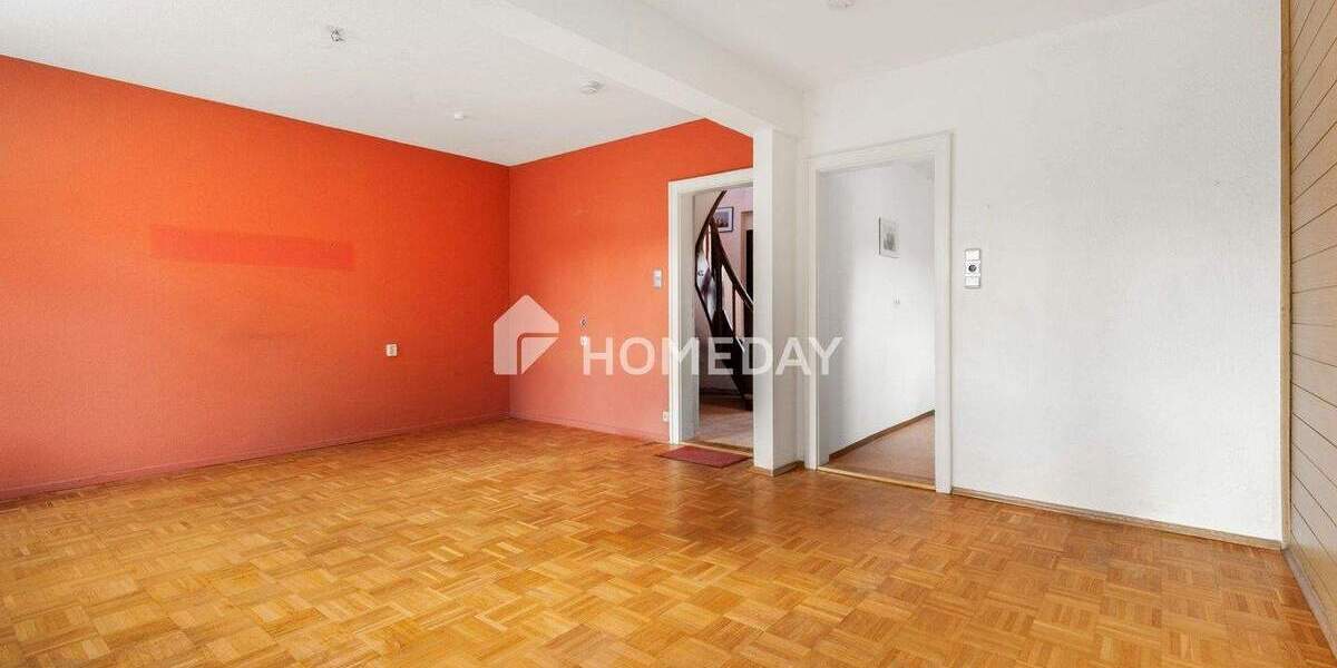 Ruhig gelegenes Reihenendhaus mit 3 Zimmern, Garage und viel Potenzial 3 zimmer