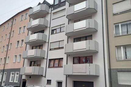 Handwerker aufgepasst! Renovierungsbedürftige 2 Zimmer DG-Wohnung mit Balkon in N-Steinbühl 2 zimmer