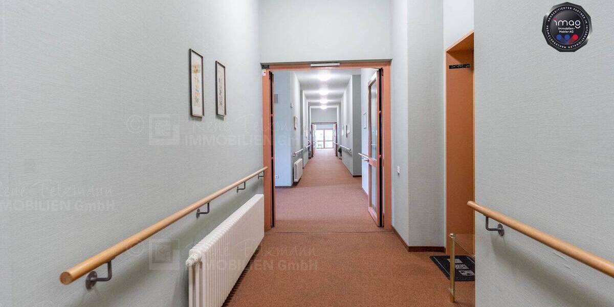 Etagenwohnung Altdorf - 2 Zimmer, 54 m&sup2;, 650&euro; | Angebot:26891800