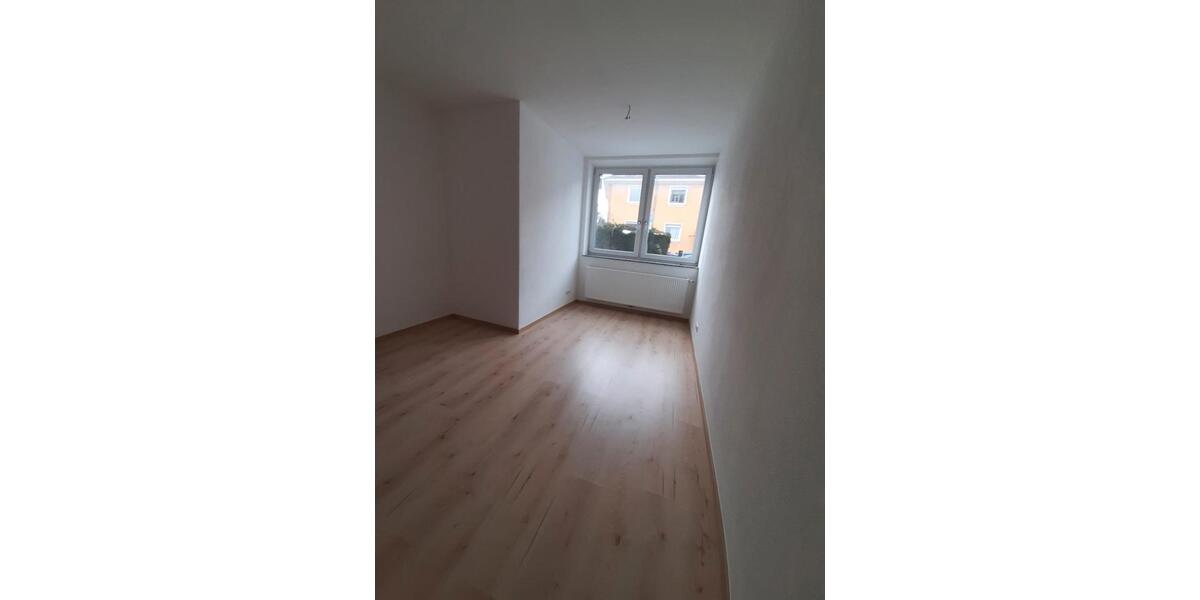 Etagenwohnung Erlangen Bruck - 2 Zimmer, 48 m&sup2;, 768&euro; | Angebot:26313090