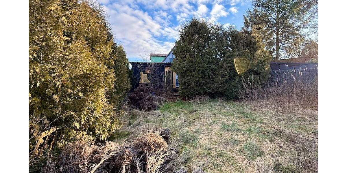 Doppelhaushälfte mit Doppelgarage und großzügigen Garten 5 zimmer