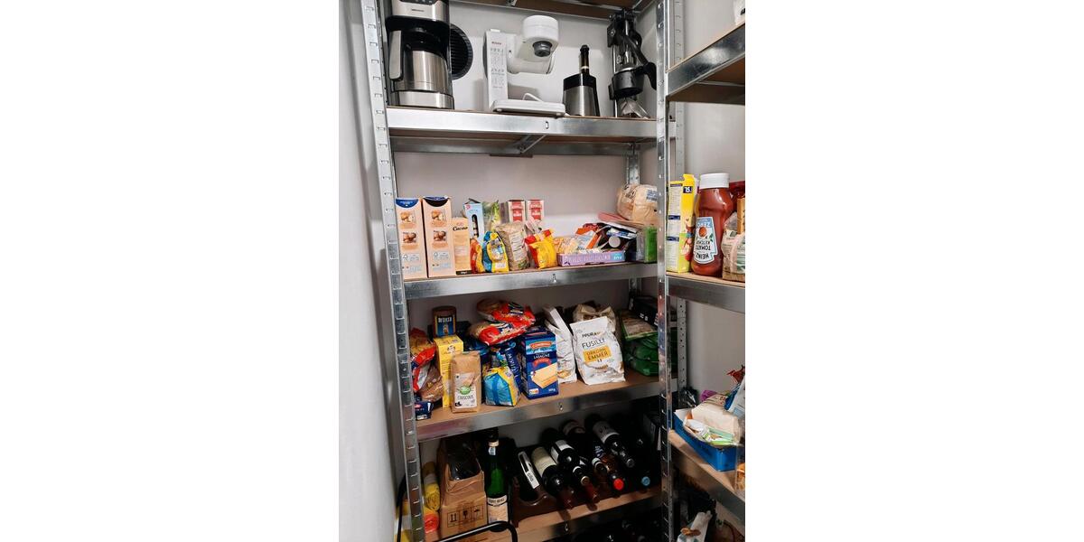 Etagenwohnung Nürnberg Gibitzenhof - 4 Zimmer, 127 m&sup2;, 1.900&euro; | Angebot:26124395