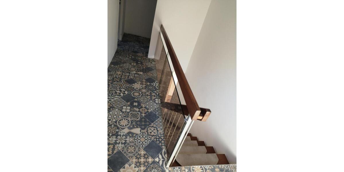 Reihenhaus Zirndorf - 6 Zimmer, 150 m&sup2;, 1.750&euro; | Angebot:26634678