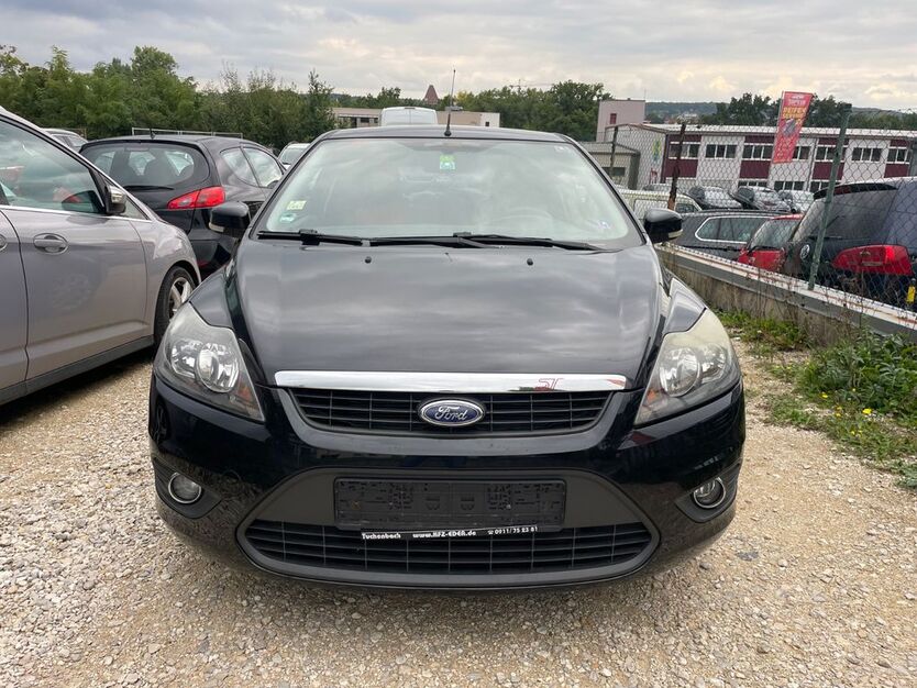 Ford Focus 216.000 km 1.790 € Zirndorf 90513