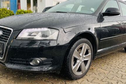 Audi A3 202.000 km 3.990 &euro; Nürnberg 90431