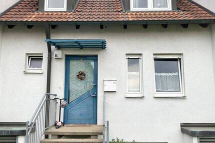 Haus Fürth Burgfarrnbach - 4 Zimmer, 97 m&sup2;, 1.180&euro; | Angebot:26486511