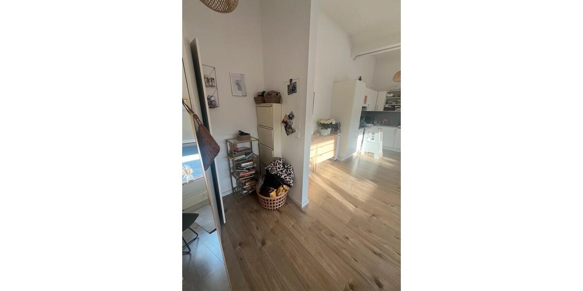 Dachgeschoßwohnung Nürnberg Gärten bei Wöhrd - 3 Zimmer, 81 m&sup2;, 1.350&euro; | Angebot:26420387
