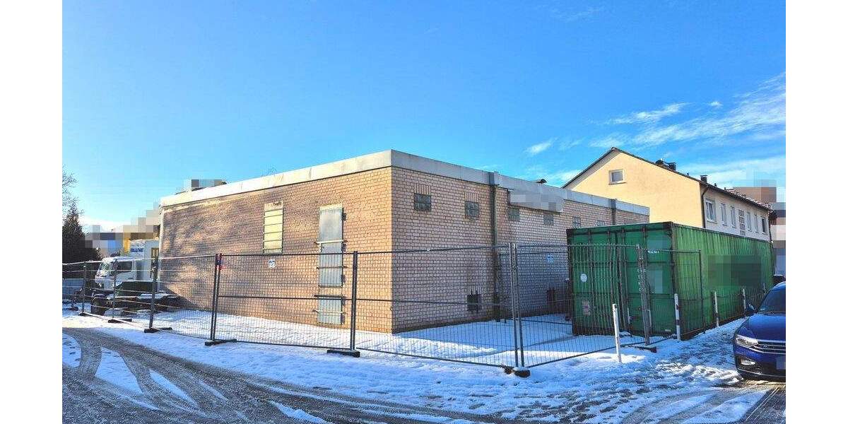 Komplettverkauf: Solides 4 FH auf ca. 989 m² Grund und Betriebsgebäude auf ca. 719 m² Grund (Gesamt ca. 1.708 m² Grundstück). 1 zimmer