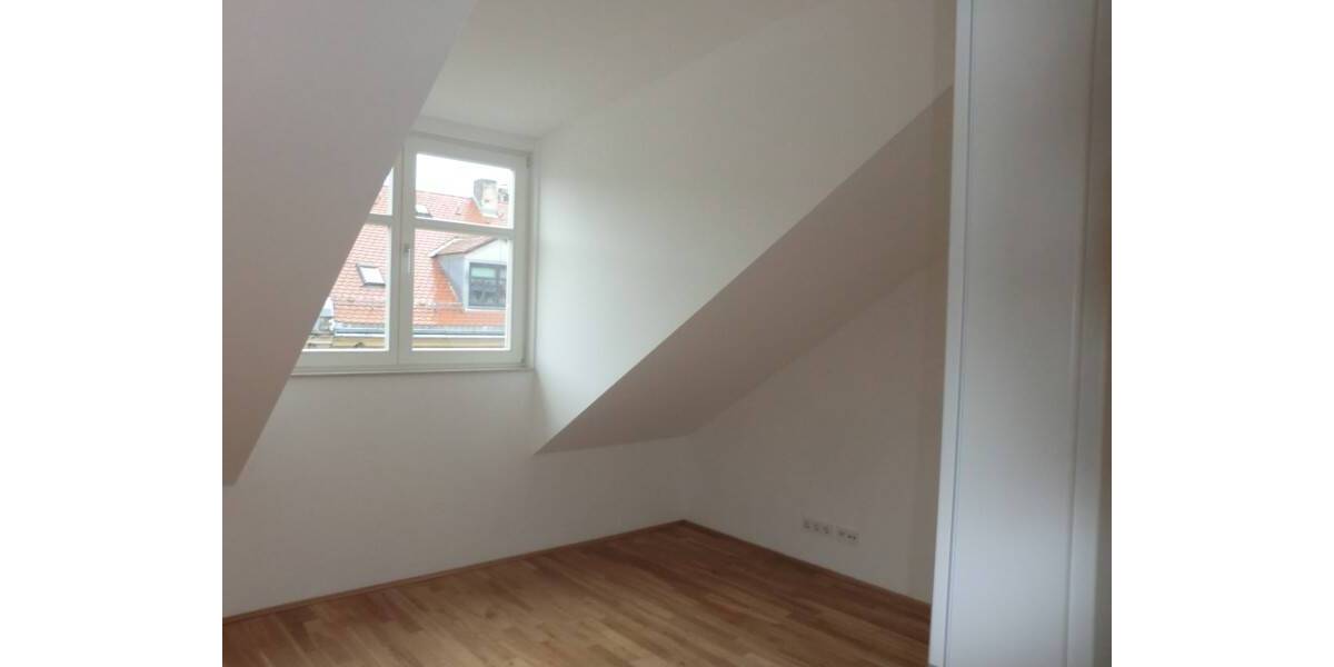 Etagenwohnung Fürth Innenstadt - 2 Zimmer, 59 m&sup2;, 175.000&euro; | Angebot:26076525