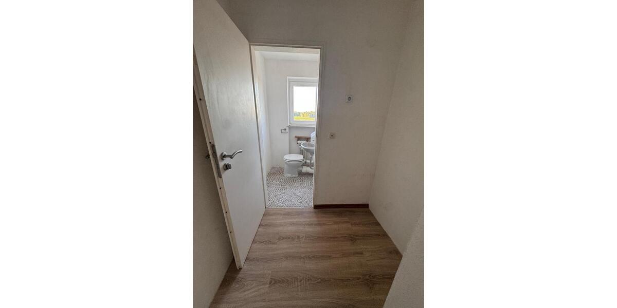 Etagenwohnung Nürnberg Almoshof - 3 Zimmer, 82 m&sup2;, 950&euro; | Angebot:27594399
