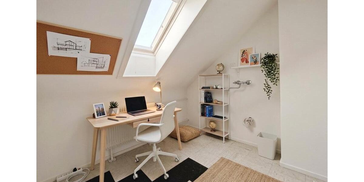 Dachgeschoßwohnung Fürth Bislohe - 2 Zimmer, 44 m&sup2;, 350&euro; | Angebot:26252417
