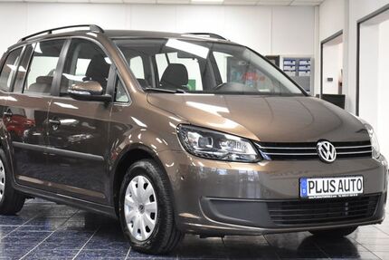 VW Touran 166.400 km 8.870 &euro; Nürnberg 90431