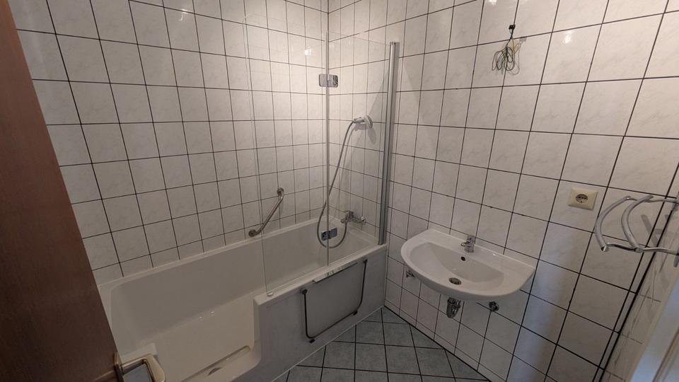 Etagenwohnung Erlangen Alterlangen - 3 Zimmer, 82 m&sup2;, 262.000&euro; | Angebot:27606766