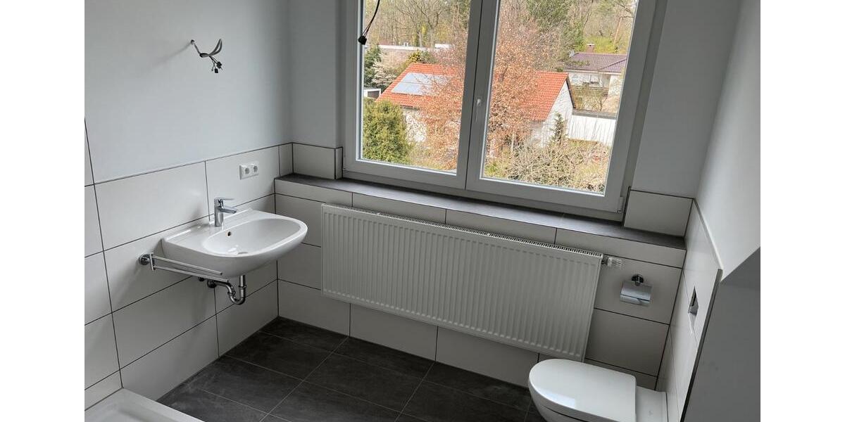 Doppelhaushälfte Buckenhof - 5 Zimmer, 170 m&sup2;, 2.465&euro; | Angebot:26048193