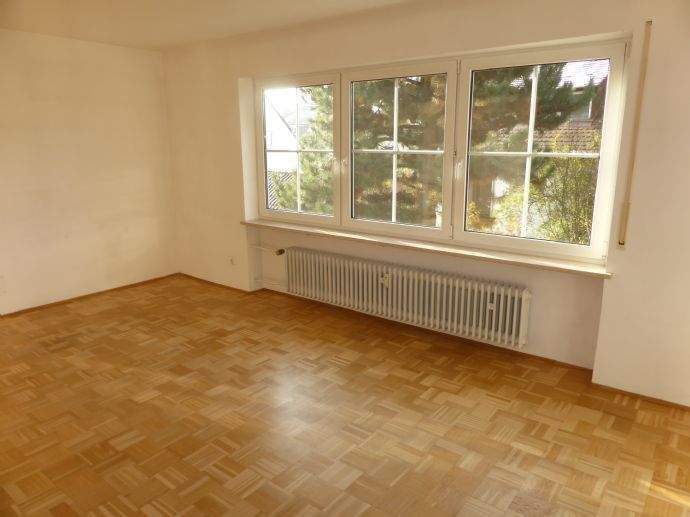 Etagenwohnung Heroldsberg - 4 Zimmer, 105 m&sup2;, 1.100&euro; | Angebot:25780664