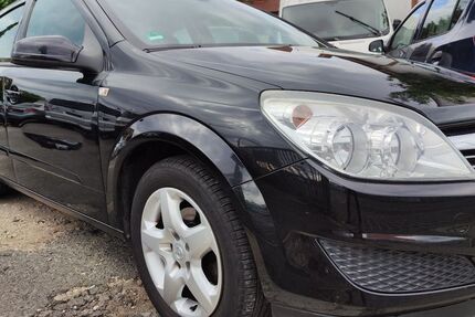 Opel Astra 172.586 km 3.790 € Nürnberg 90431