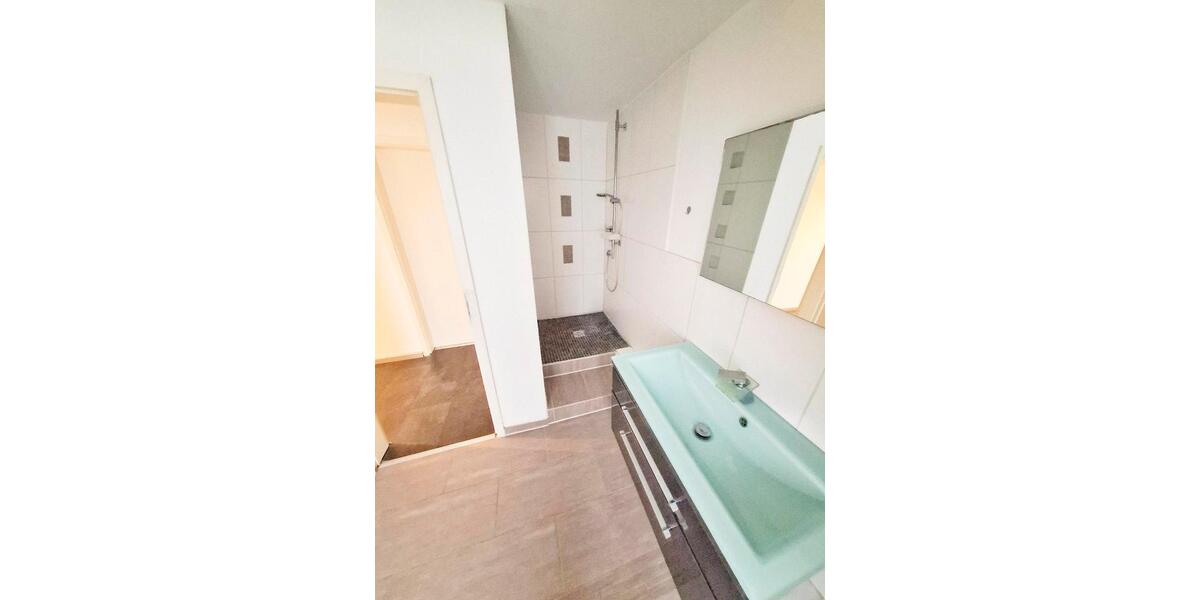 Dachgeschoßwohnung Nürnberg Rabus - 3.5 Zimmer, 79 m&sup2;, 800&euro; | Angebot:25158101