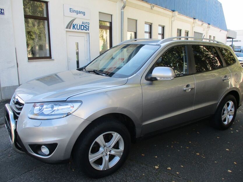 Hyundai SANTA FE 127.000 km 7.999 € Nürnberg 90431