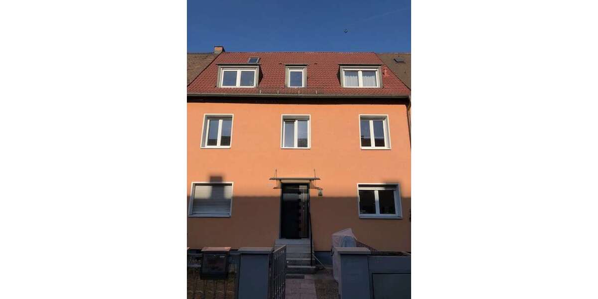 Haus zum Kaufen in Nürnberg 649.000 € 210 m² 9 zimmer