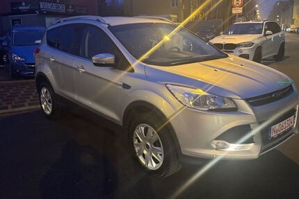 Ford Kuga 40.000 km 13.400 &euro; Nürnberg 90431