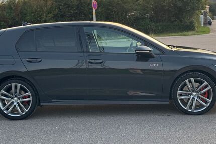 VW Golf 19.950 km 37.599 &euro; Postbauer-Heng 92353