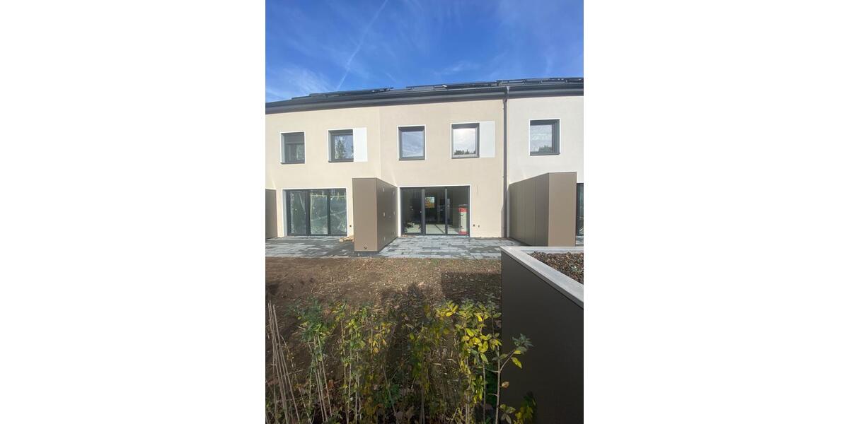 Neubau-Reihenmittelhaus in Bammersdorf KFW 40 zimmer