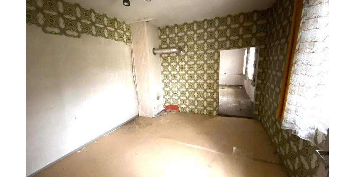 Einfamilienhaus Lauf Schönberg - 8 Zimmer, 400 m&sup2;, 690.000&euro; | Angebot:25749216