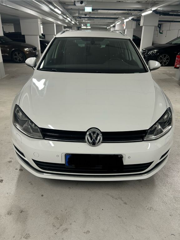 VW Golf 153.300 km 10.500 € Nürnberg 90441