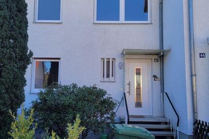 Reihenmittelhaus mit Garten & Terrasse in Rückersdorf 5 zimmer