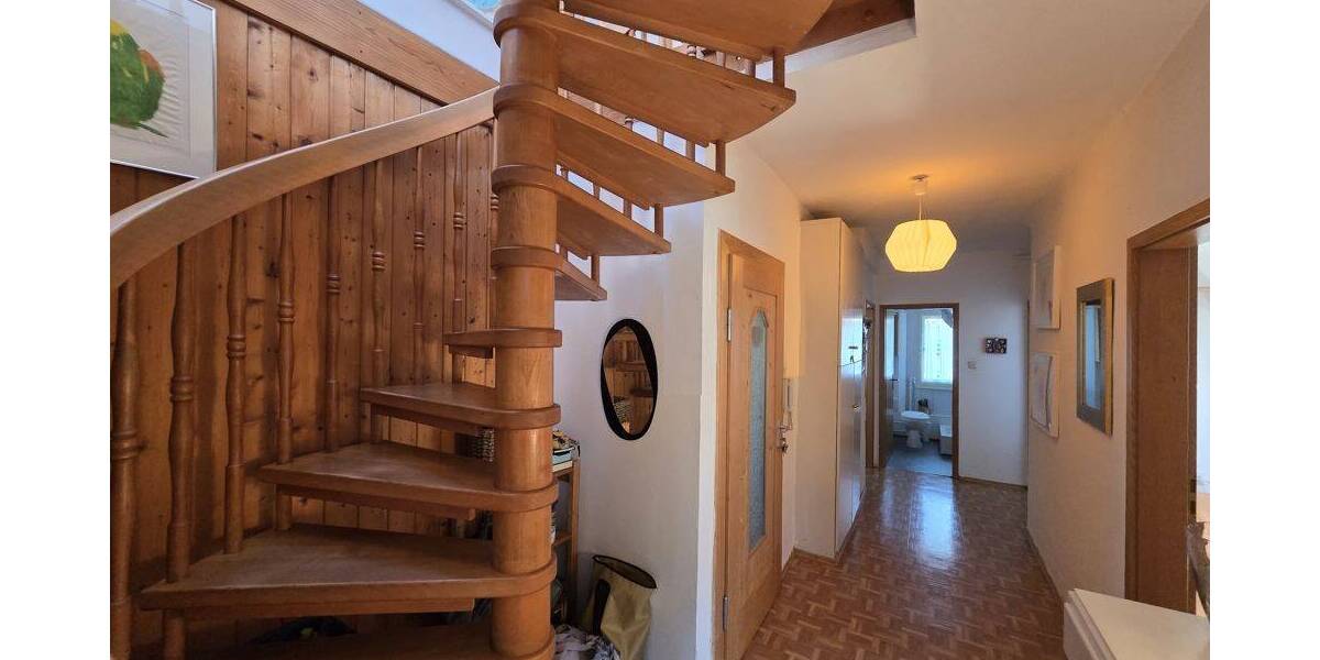 Etagenwohnung Nürnberg Thon - 4 Zimmer, 120 m&sup2;, 1.100&euro; | Angebot:26910573