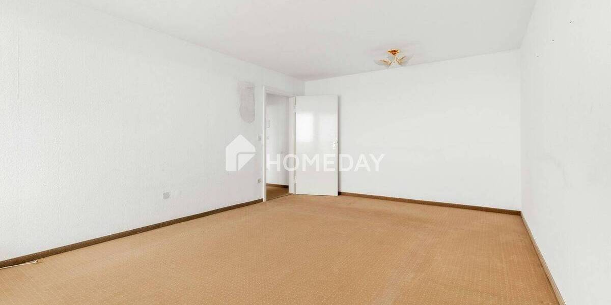 Renovierungsbedürftige 3-Zimmer-Wohnung mit zwei Loggien und optionalem Tiefgaragenstellplatz 3 zimmer