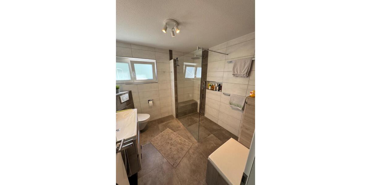 Reihenhaus Nürnberg Katzwang - 6 Zimmer, 139 m&sup2;, 2.290&euro; | Angebot:26677317