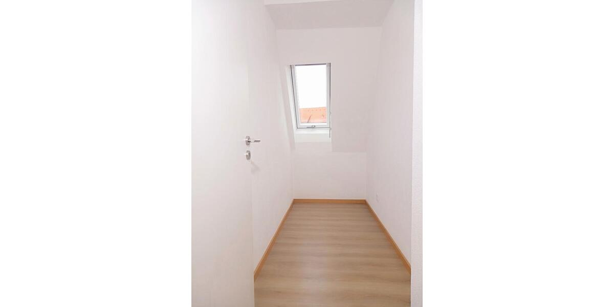 Etagenwohnung Nürnberg Almoshof - 2 Zimmer, 68 m&sup2;, 880&euro; | Angebot:26365048