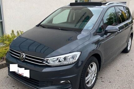 VW Touran 230.000 km 15.890 € Nürnberg 90431