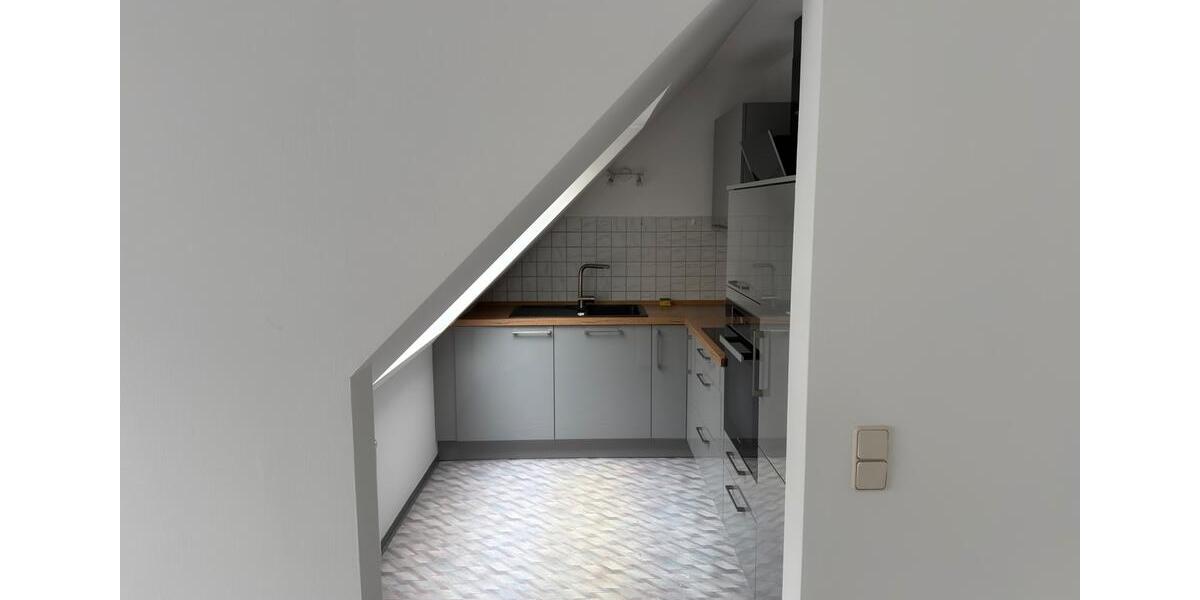 Dachgeschoßwohnung Schwabach - 2 Zimmer, 47 m&sup2;, 600&euro; | Angebot:25334671