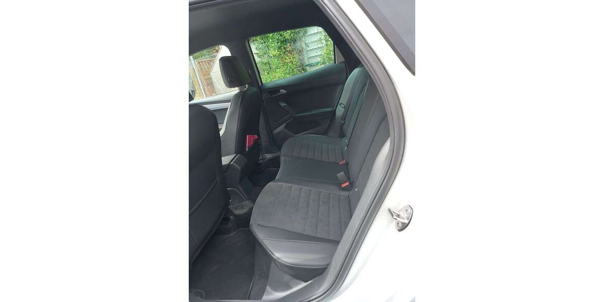 Seat Arona 15.000 km 22.750 &euro; Nürnberg 90429