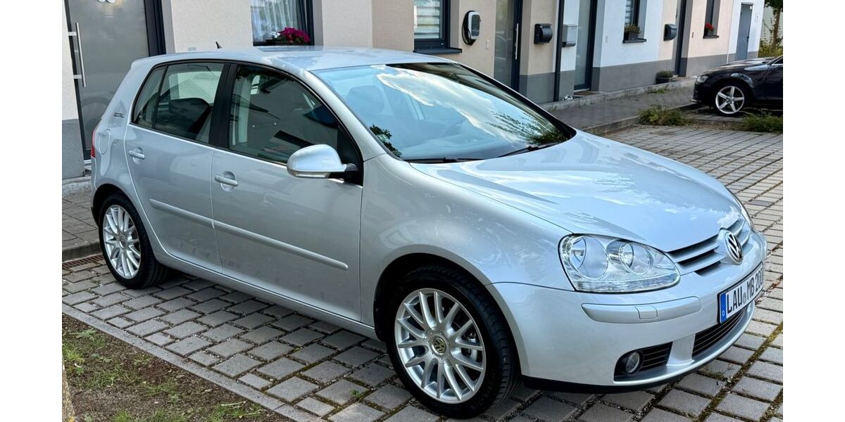 VW Golf 31.800 km 8.500 &euro; Burgthann 90559