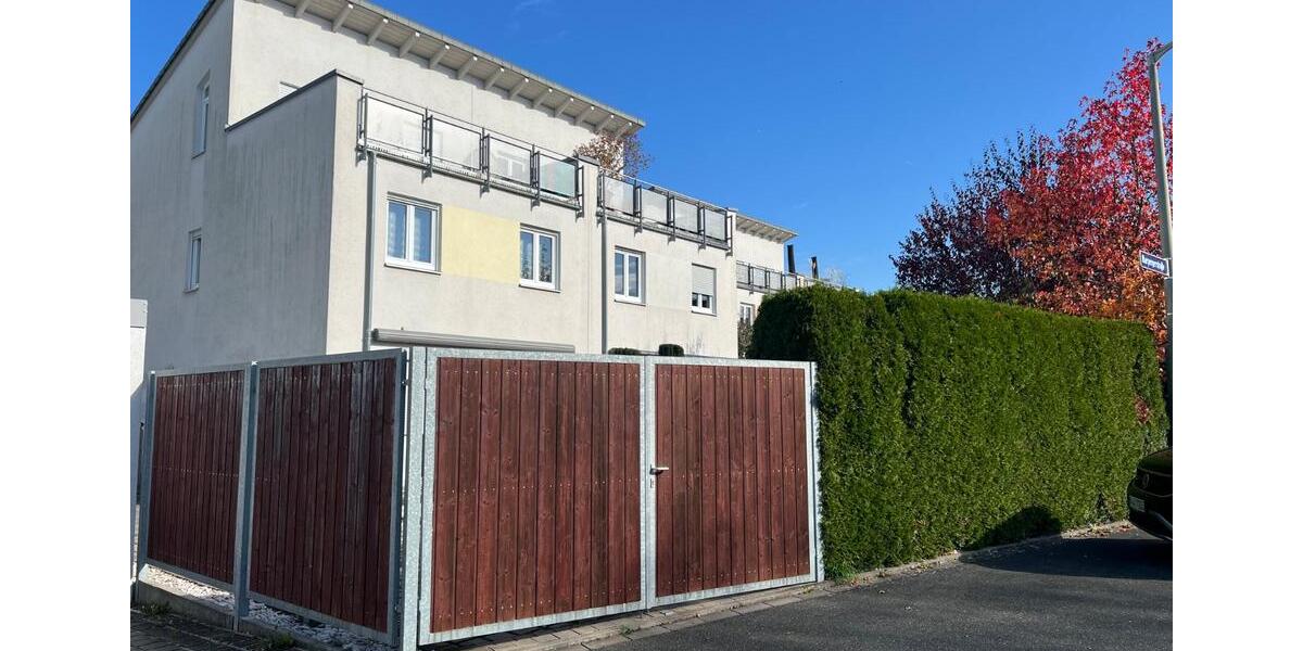 Schöne 5-Zimmer-Doppelhaushälfte in Nürnberg Worzeldorf 5 zimmer