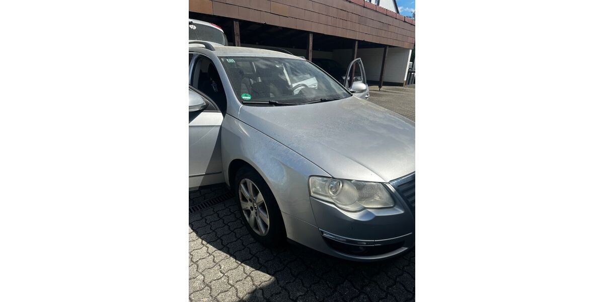 VW Passat 244.000 km 2.700 &euro; Feucht 90537