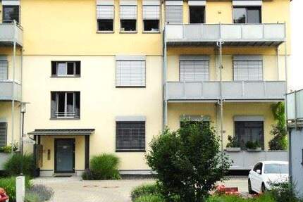 Moderne 2-Zi.-Loftwohnung mit BLK, EBK, ruhige grüne Wohnlage, Schwabach-Innenstadtnähe 2 zimmer