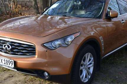 INFINITI FX 242.000 km 8.900 &euro; Nürnberg 90461
