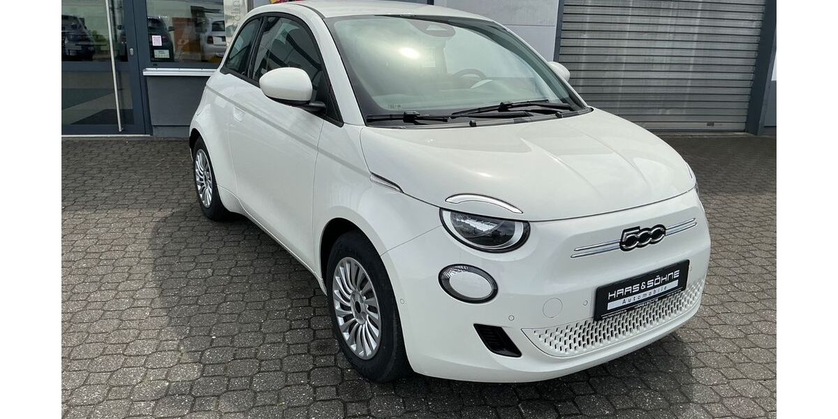 Fiat 500e 13.143 km 20.490 &euro; Eckental 90542