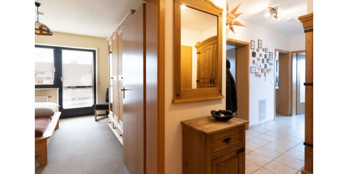 Lichtdurchflutete 3-Zimmer Wohnung mit Balkon 3 zimmer