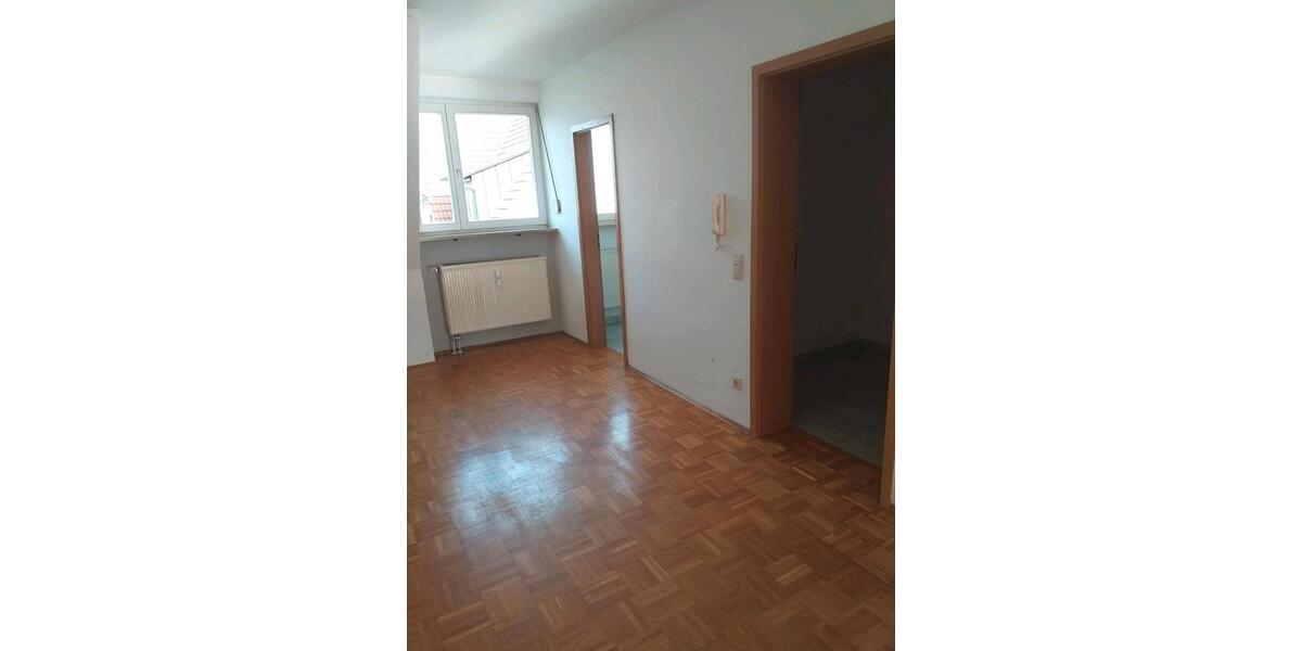 Etagenwohnung Neuendettelsau - 3 Zimmer, 83 m&sup2;, 199.000&euro; | Angebot:24826377