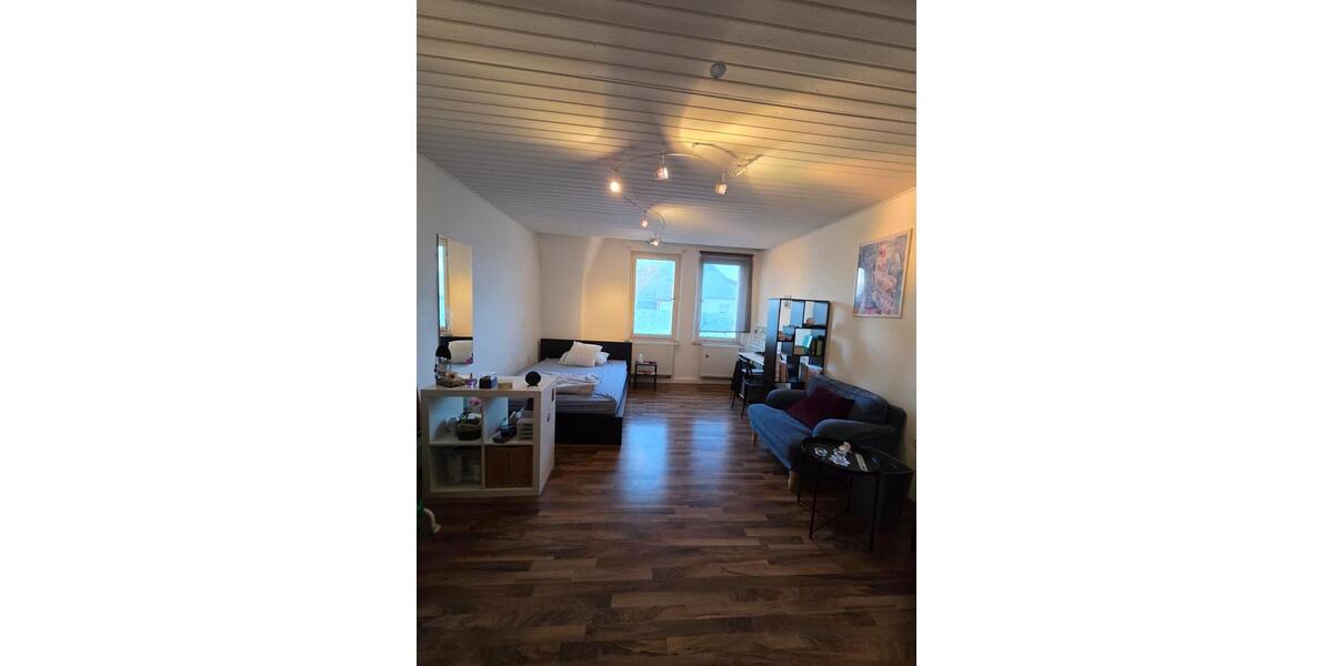 Etagenwohnung Fürth Südstadt - 4 Zimmer, 140 m&sup2;, 450&euro; | Angebot:25951787