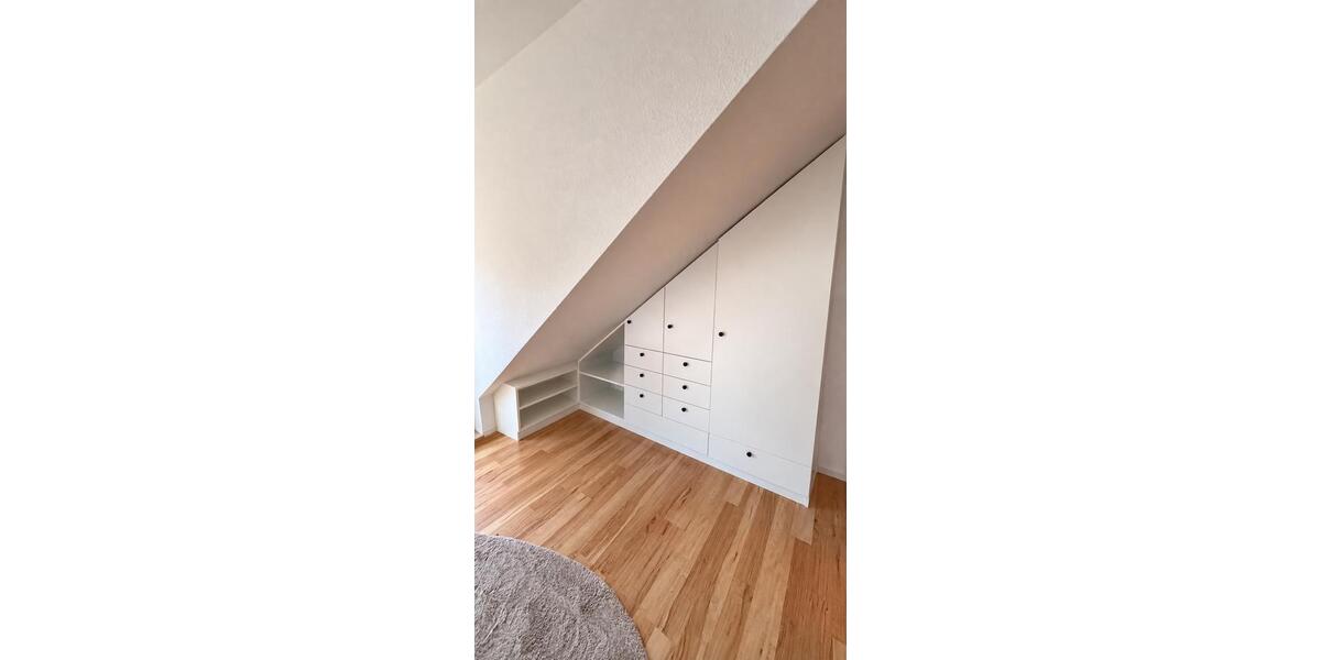 Dachgeschoßwohnung Schwanstetten - 3 Zimmer, 78 m&sup2;, 950&euro; | Angebot:27612347
