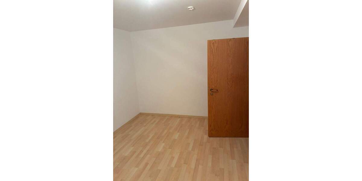 Etagenwohnung Nürnberg Thon - 3 Zimmer, 83 m&sup2;, 950&euro; | Angebot:25876836