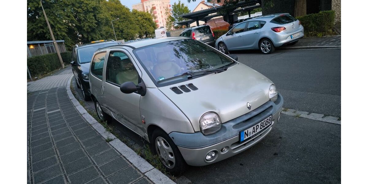 Renault Twingo 123.800 km 1.799 &euro; Roßtal 90574
