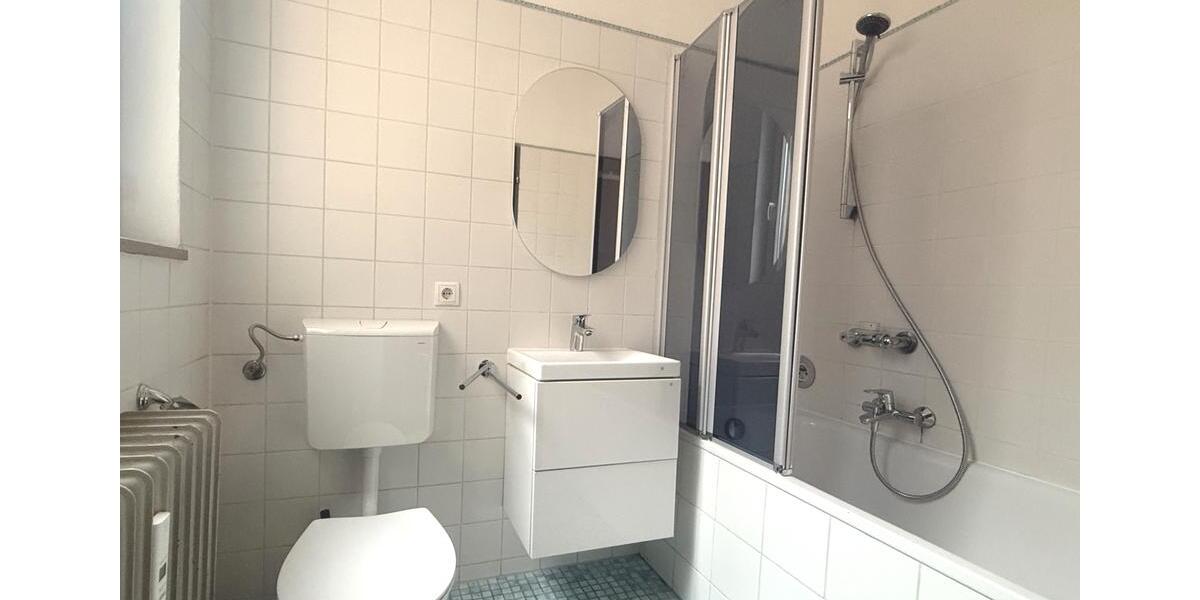 Etagenwohnung Nürnberg Eberhardshof - 3 Zimmer, 105 m&sup2;, 980&euro; | Angebot:24976245