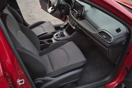 Hyundai i30 39.951 km 9.700 &euro; Nürnberg 90409
